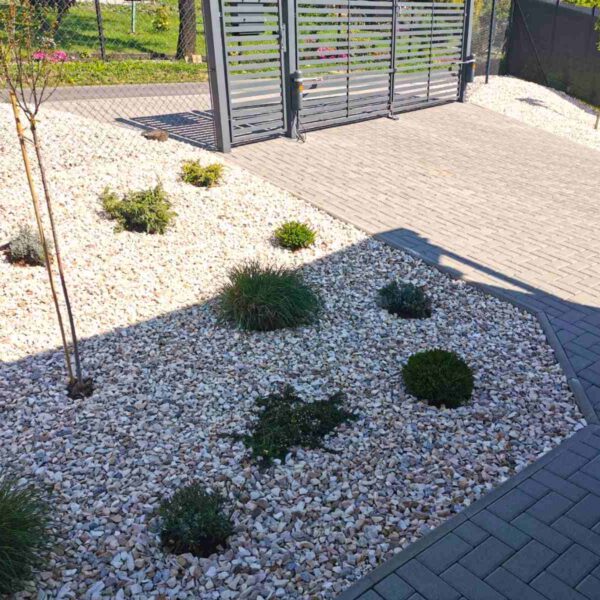 Dekorační kamenná drť dolomit barevný